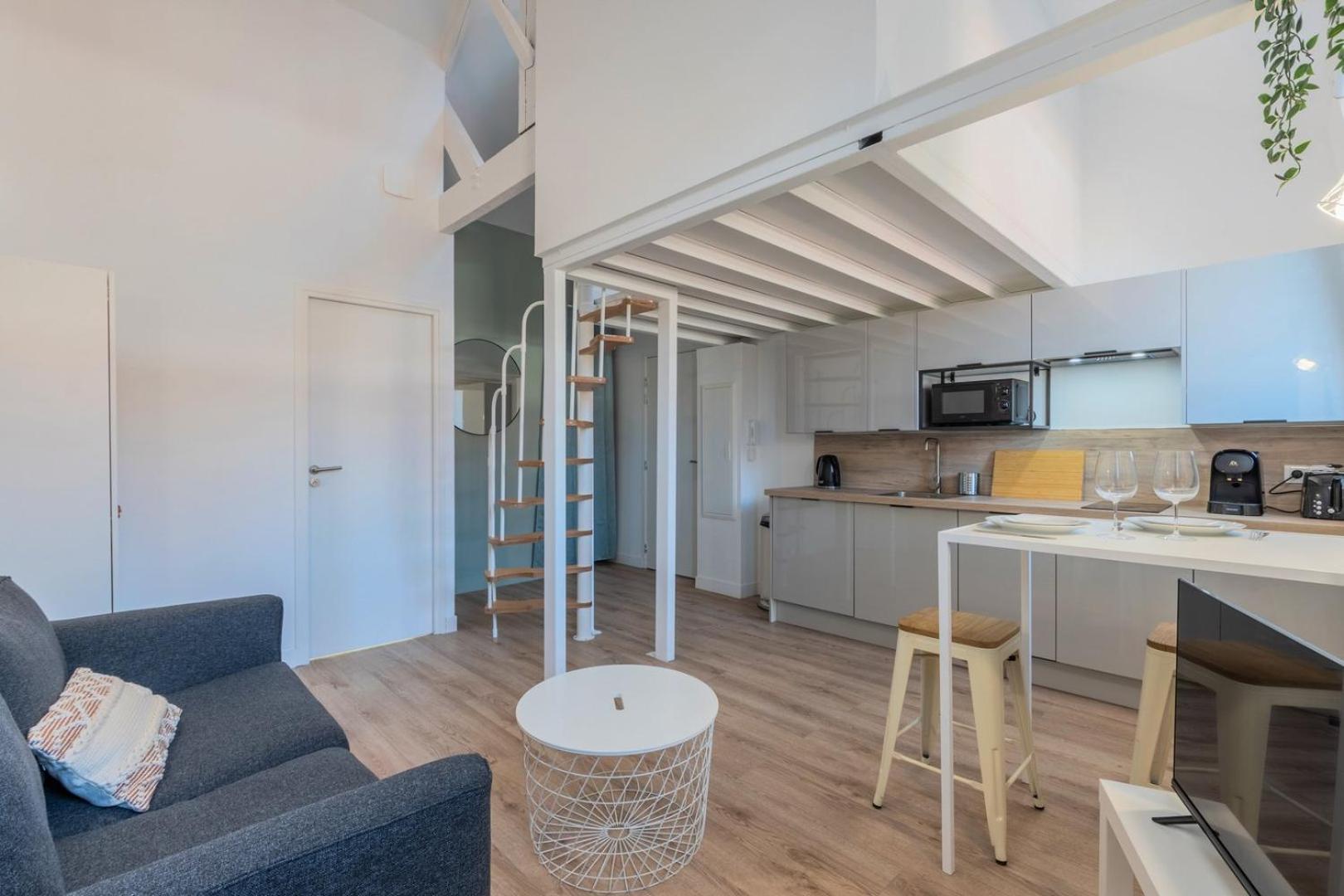 1 Bedroom Duplex Apartment, With Parking Tourcoing Exterior photo
